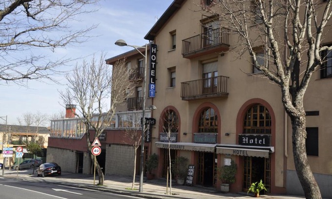 San Lorenzo de El Escorial Hotel | Hotel Tres Arcos