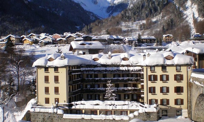 Dolonne Hotel | Hotel Tavernier