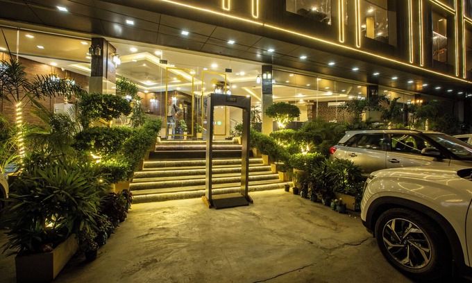 Mahipalpur Extension Hotel | hotel the prithvi palace