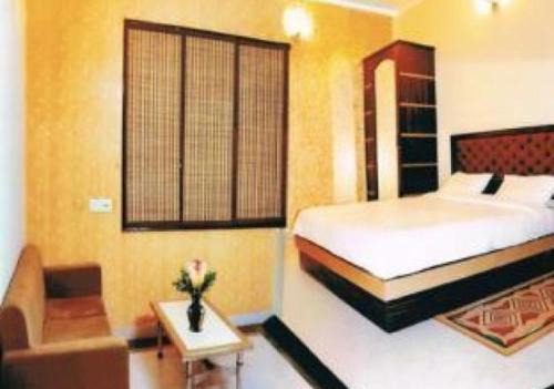 New Delhi Hotel | Hotel Traditional Inn