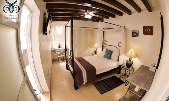 La Cruz Hotel | Hotel Tres Sofias