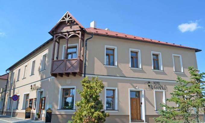 Mnichovo Hradiste Hotel | Hotel U Kvapilů