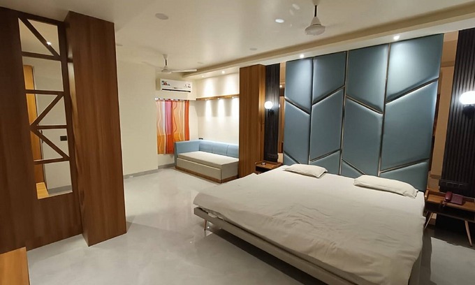 Pachmarhi Hotel | hotel utkarsh