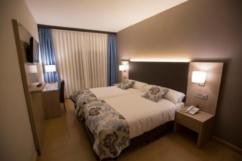 Aguilar de Campoo Hotel | Hotel Valentin