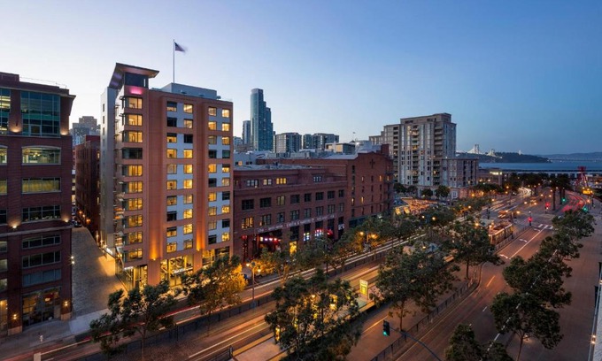 China Basin Hotel | Hotel Via