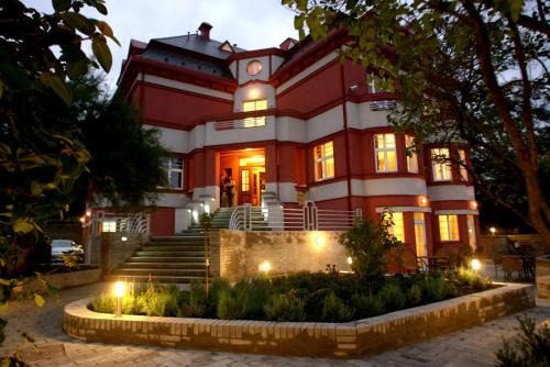 Prague 10 Hotel | Hotel Villa