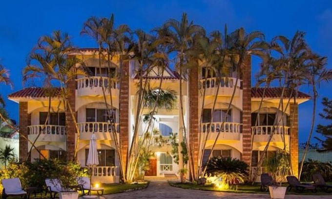 La Esplanada Hotel | Hotel Voramar Sosua - Henk Prakken