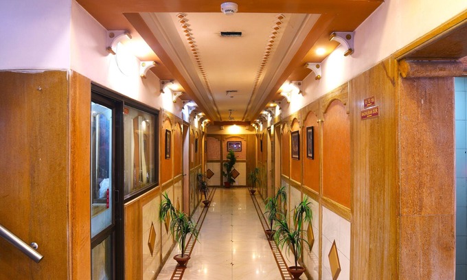 Vadodara Hotel | Hotel Vrundavan Residency