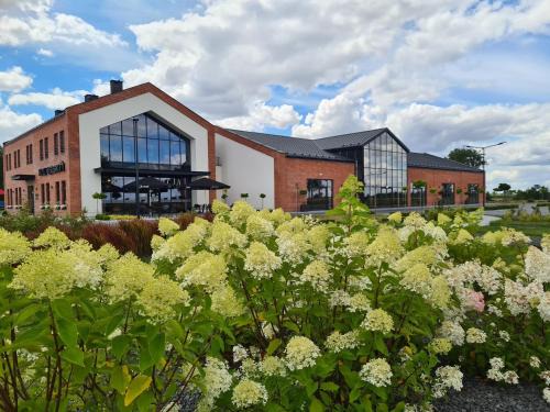 Wegierki Hotel | Hotel Węgierki