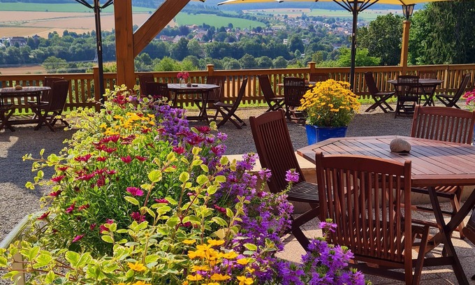 Aerzen Hotel | Hotel Waldquelle - Baumhaushotel Aerzen