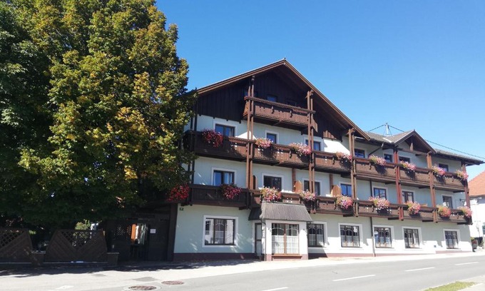 Weyregg am Attersee Hotel | Hotel&Wirtshaus Sonne