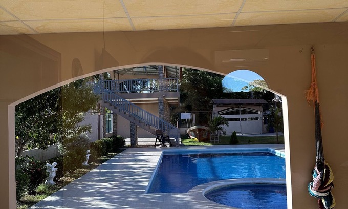 Jucuaran Hotel | Hotel y Restaurante Mariana