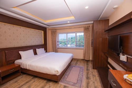 Pokhara Hotel | Hotel Yellow Pagoda Pokhara