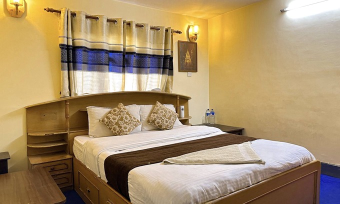Sinamangal Bed & Breakfast | Hotel Yog Darshan