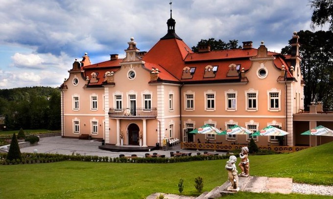 Kunice Hotel | Hotel Zámek Berchtold