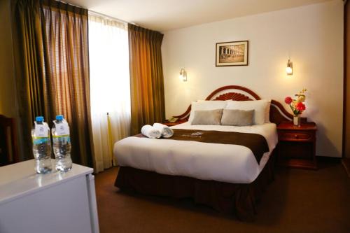 Cerro Colorado District Hostel | Hoteles Riviera Cayma