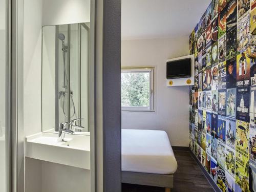Villemomble Hotel | hotelF1 Paris Villemomble