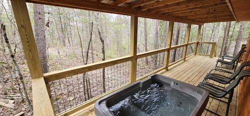 Saint Helens House | HotTub, Arcade - Less than 15 min to all RRG Attractions