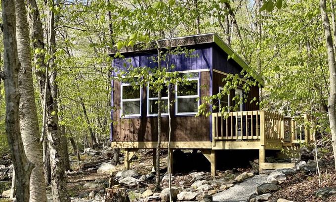 Bozrah House | House ∙ 1 bedroom ∙ 2 guests