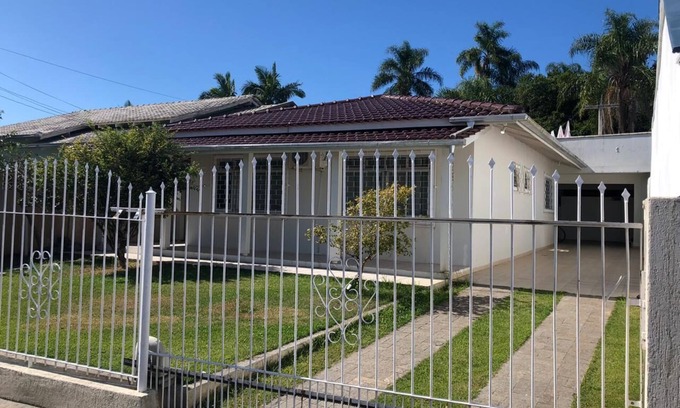 Praia da Armacao do Itapocoroi House | House 1 Km from Beto Carrero