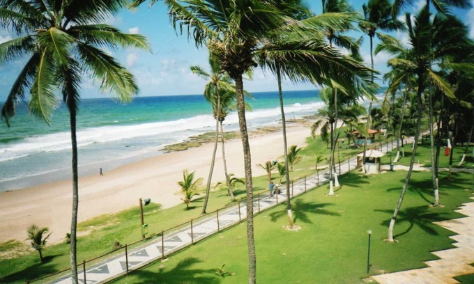 Vilas do Atlantico House | House 15 minutes from Salvador Airport and 30 SECONDS from the beach!