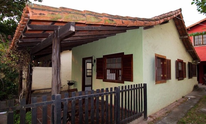Vila Nova House | House 245 - Nice house near Praia do Forte, balcony, barbecue and garage.