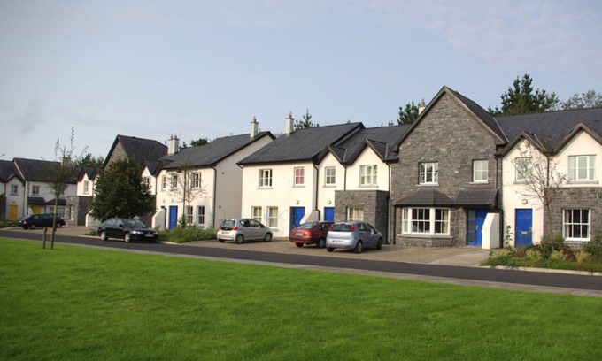 Bunratty House | House ∙ 3 bedrooms ∙ 6 guests