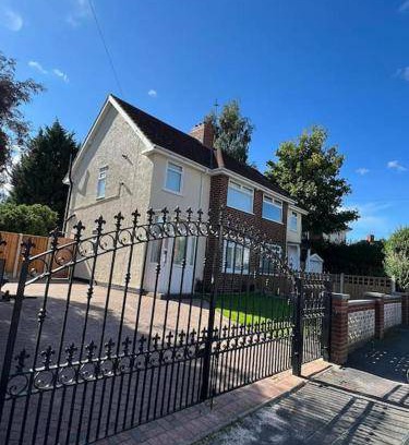 Smethwick House | House ∙ 3 bedrooms ∙ 5 guests