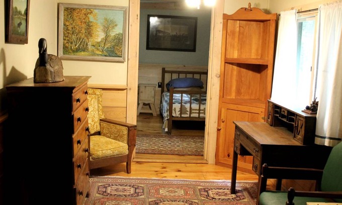 Pittsfield House | House ∙ 3 bedrooms ∙ 11 guests