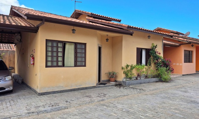 Sao Francisco da Praia House | House 300m from the sea, São F da Praia, São Sebastião/SP