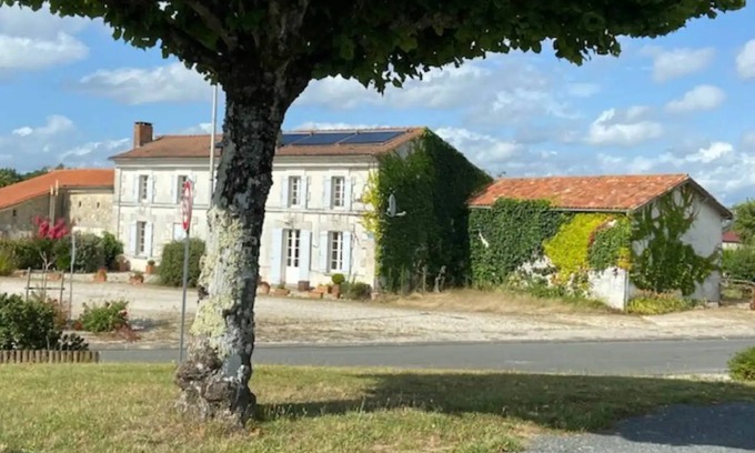 Boscamnant House | House ∙ 4 bedrooms ∙ 8 guests