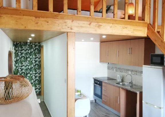 Abrantes Apartment | HOUSE 4U - Cozy Apartment with Mezzanine