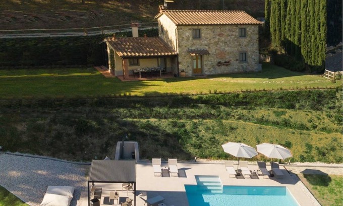 Ortignano Raggiolo House | House ∙ 5 bedrooms ∙ 10 guests