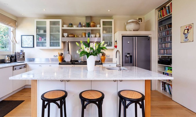 West Putney House | House ∙ 6 bedrooms ∙ 11 guests