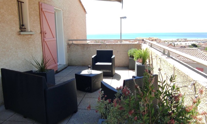 Saint-Pierre-la-Mer House | House 6 people panoramic sea view terrace, solarium and garage. Near beach