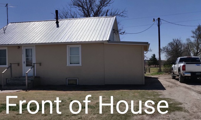 Stockton House | House and Hunting Lodge at Beautiful Webster Lake