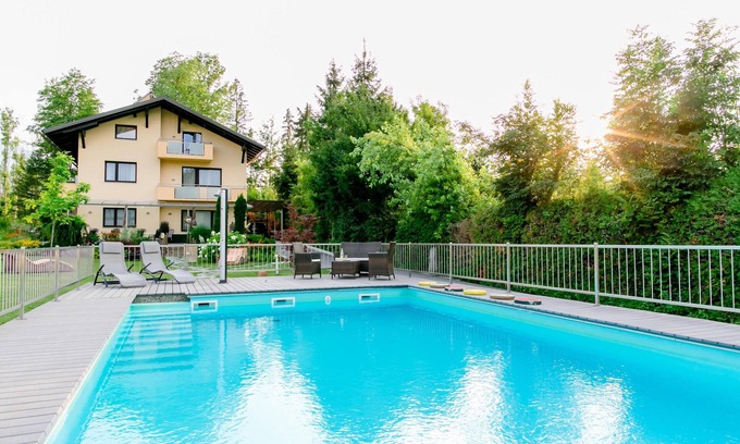 Finkenstein am Faaker See Apartment | House on the forest * Apartments with pool * Lawn * Child-friendly * Beach *