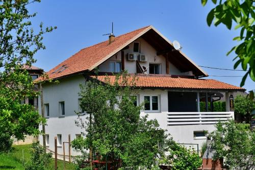 Catrnja House | House Bićanić