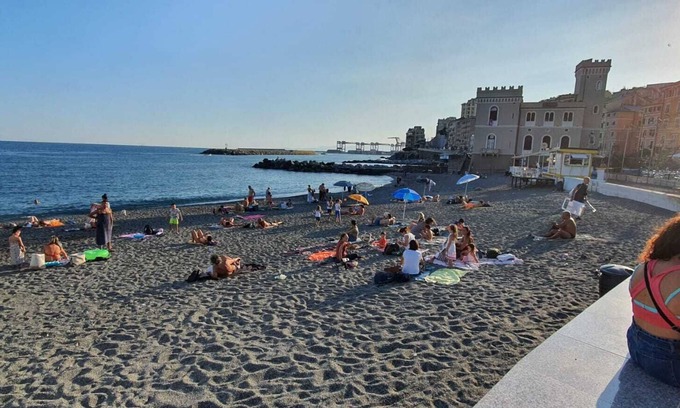 Pegli Apartment | House by the sea near aquarium