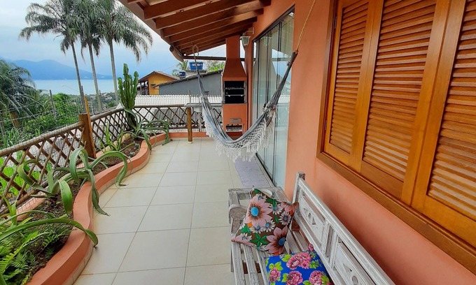 Itaguassu Ski Chalet | House/Chalet in ILHABELA - linda vista, V. Paulino - 2 q., Air, bed linen & bath