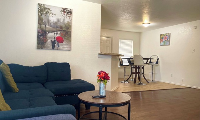 Dallas House | House close downtown Dallas