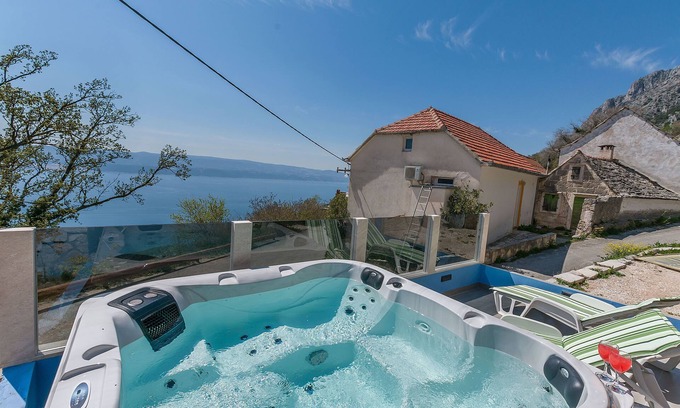Lokva Rogoznica House | House Darijo (64071-K1) - Lokva Rogoznica