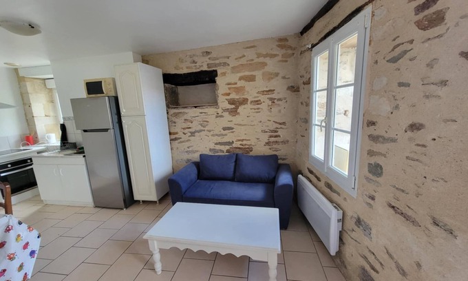 Mareuil-Sur-Lay-Dissais House | House for 2 to 4 people close to all amenities and 25 minutes from the sea