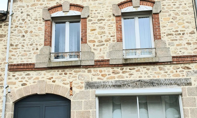 La Jonchere-Saint-Maurice House | House 12 people