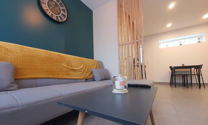 Provin House | House