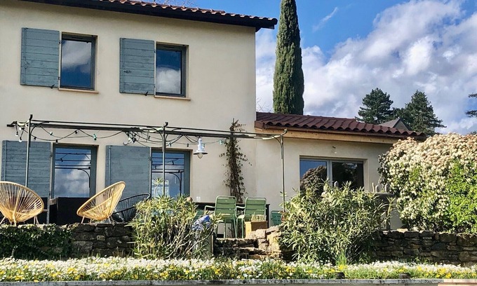 Saint-Didier-au-Mont-d'Or House | House with pool
