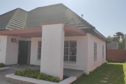 Brufut House | House in brufut near the sea/tanji bird reserve