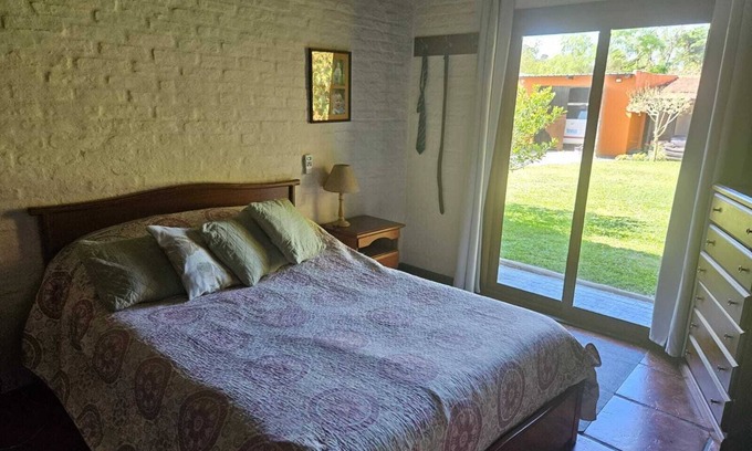 Ciudad de la Costa House | House in El Pinar Sur, 50mts from the beach.