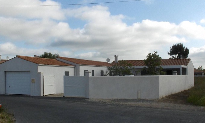 La Cotiniere House | House in la cotinière for car-free family vacations