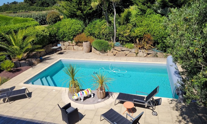 Kerroch Villa | House in one of Plœmeur, in Lomener, (small Breton port)